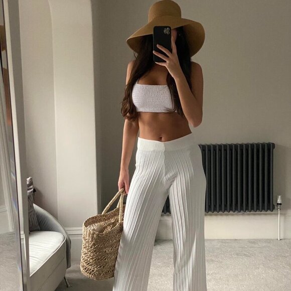 ZARA WHITE HIGH WAIST PLEATED PANTS WIDE LEG - Picture 3 of 10